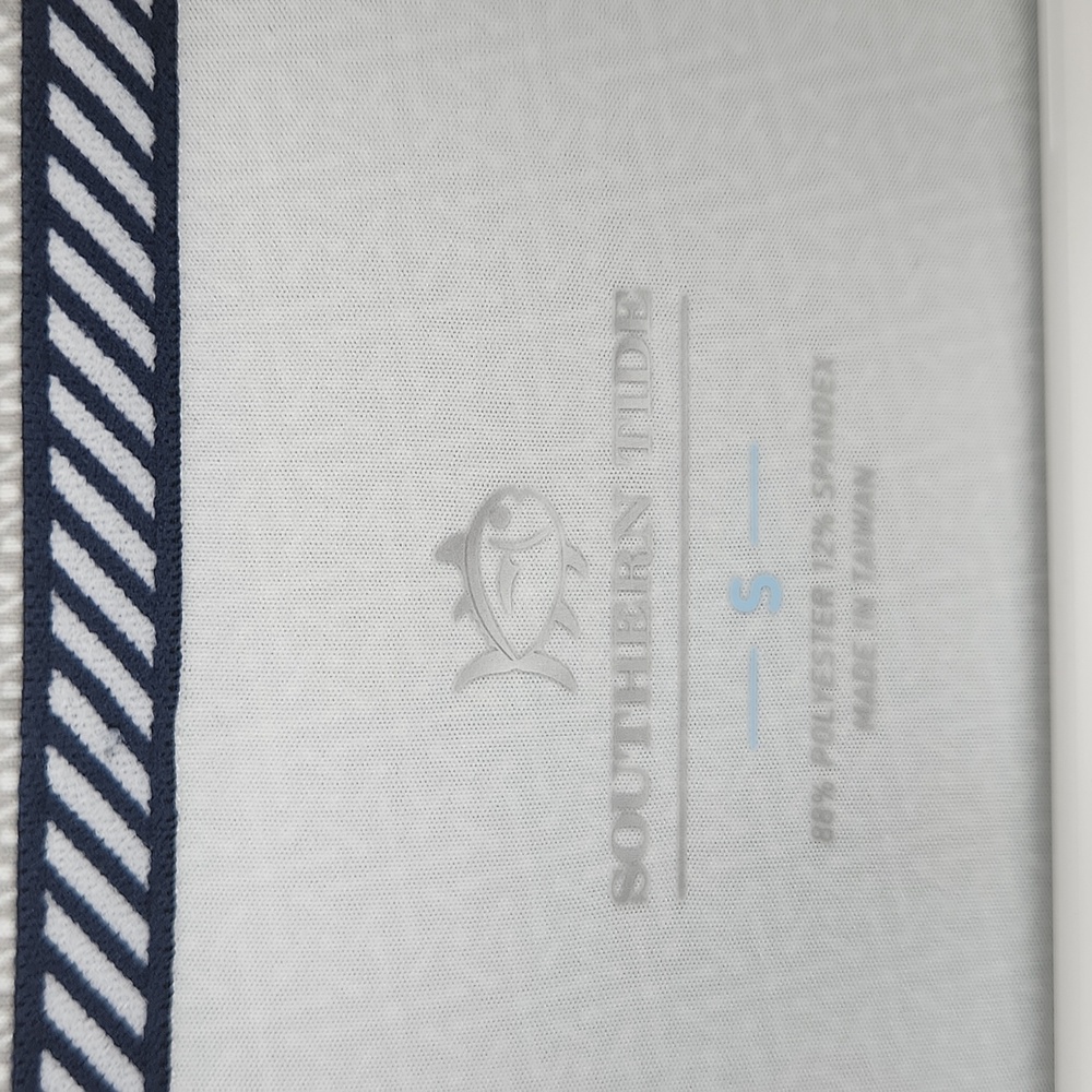 Southern Tide Mens Pullover - Picture 4 of 5